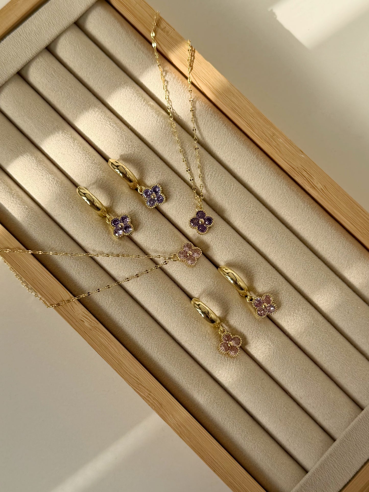 Clover Pastel Sets