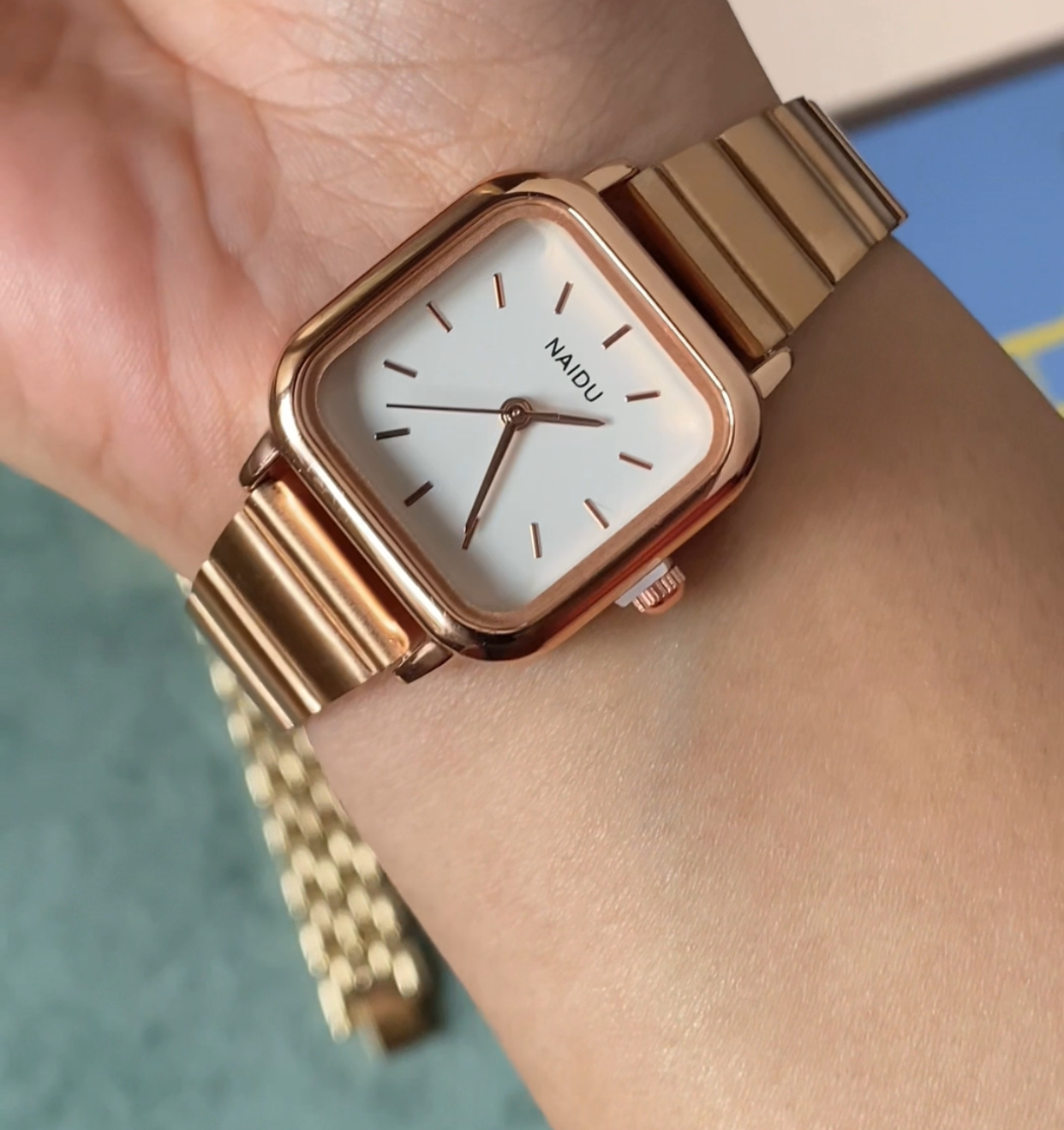 Aura - Rose Gold