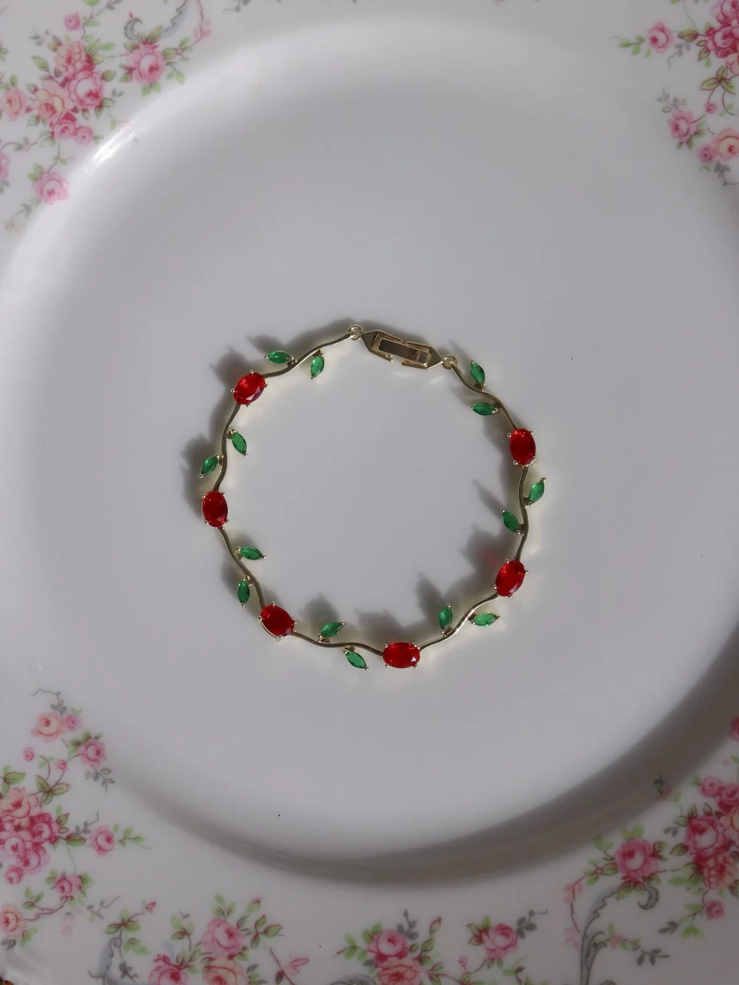 Red & Green Gold Tulip Bracelet – Adore Haven Pakistan