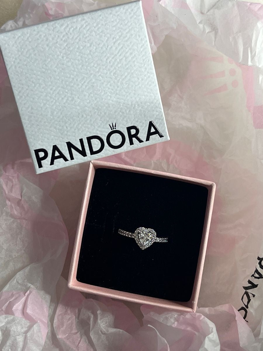 Sparkling Heart Rings