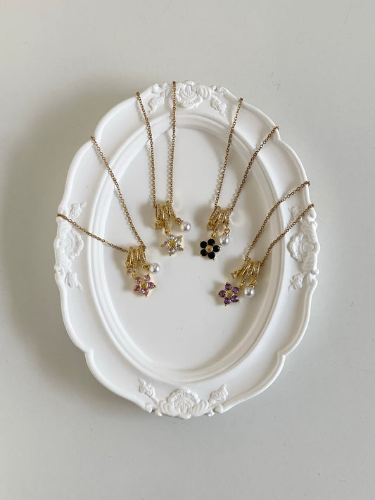 Mini Daisy Zircon Flower Necklaces