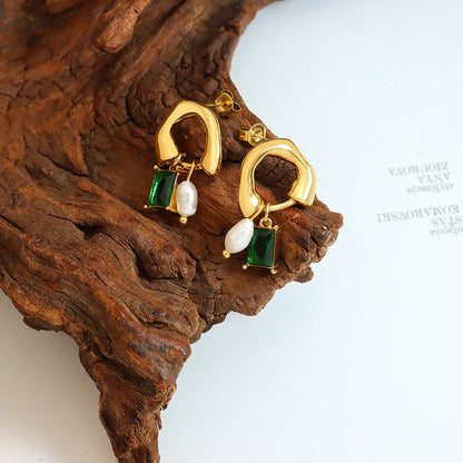 Amos Earrings with Pearl Detail