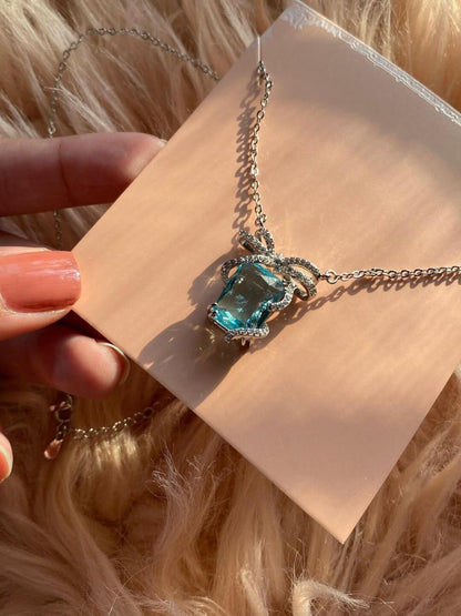 TURQUOISE TIFFANY NECKLACE