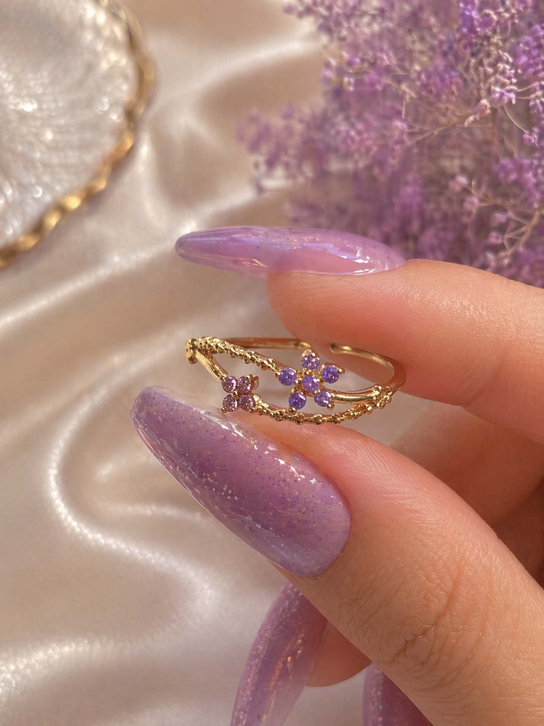 Victoria Classic Ring