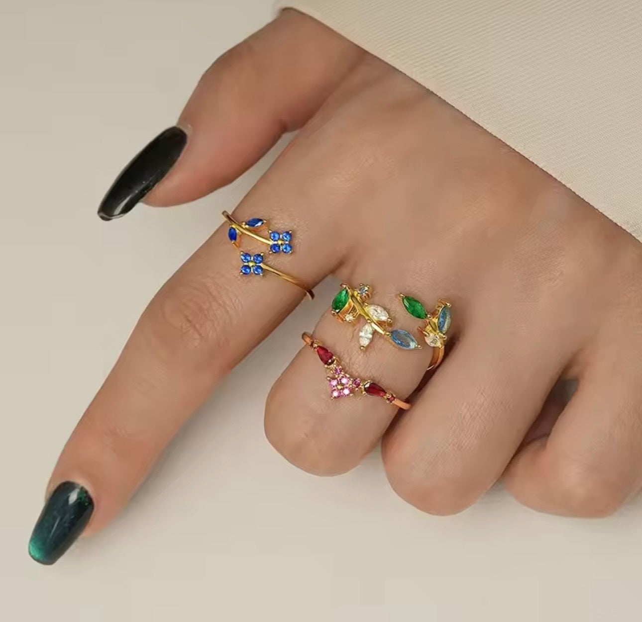 Madeleine Leaves Ring