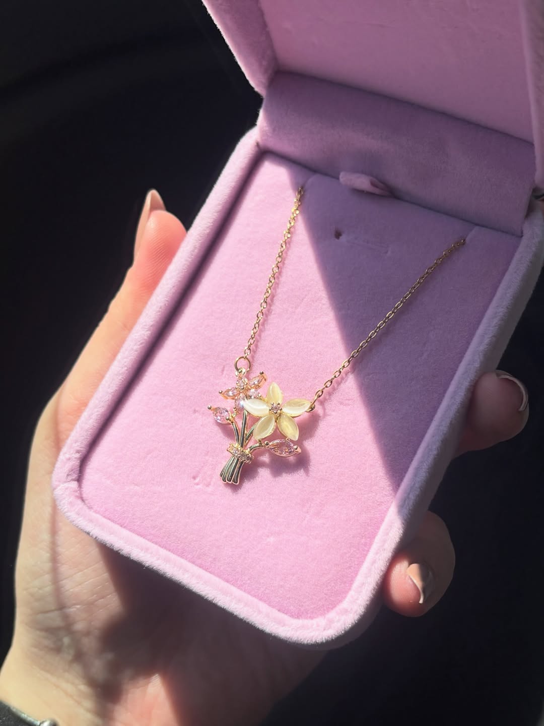 Daffodil Necklace