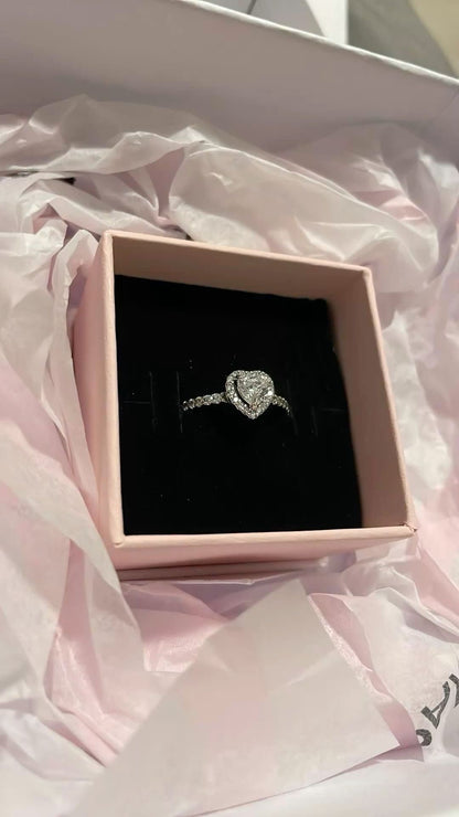 Sparkling Heart Rings