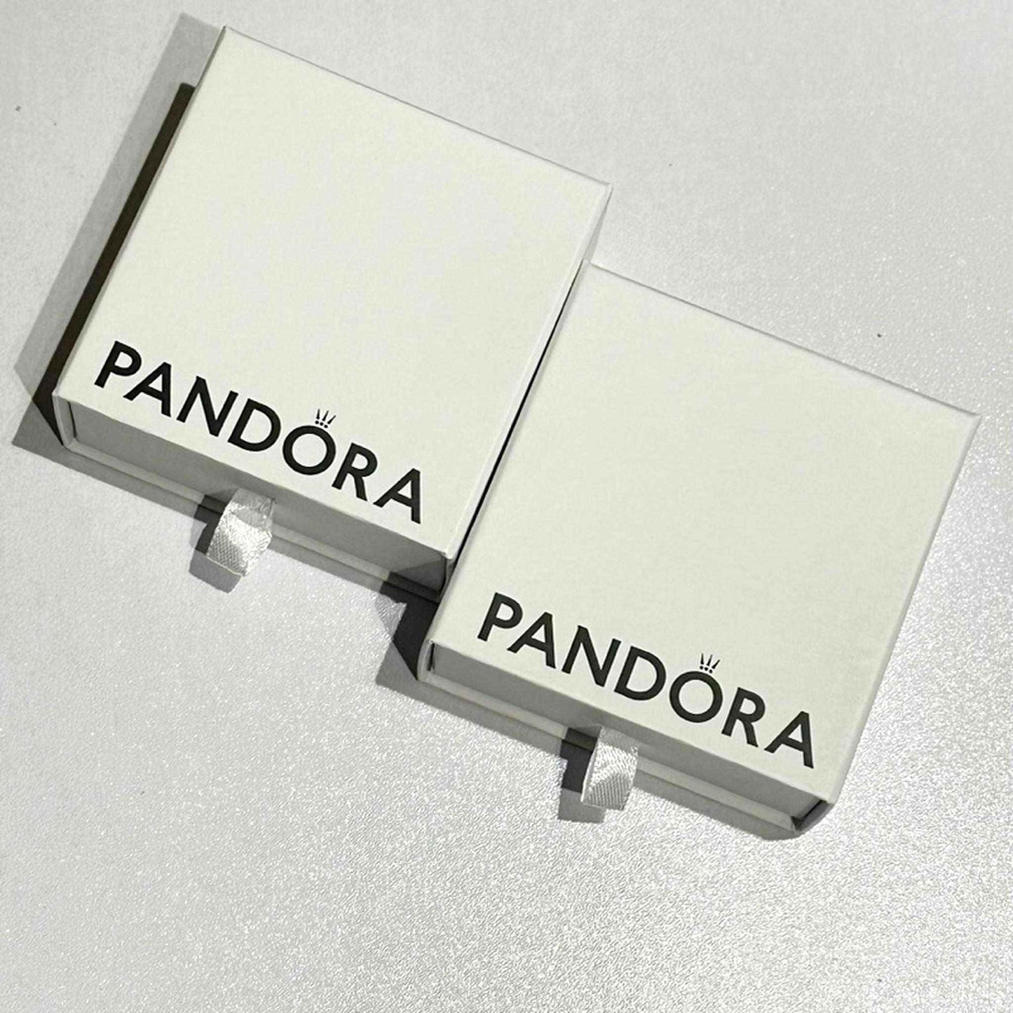 Pandora Gift Box Natural Light