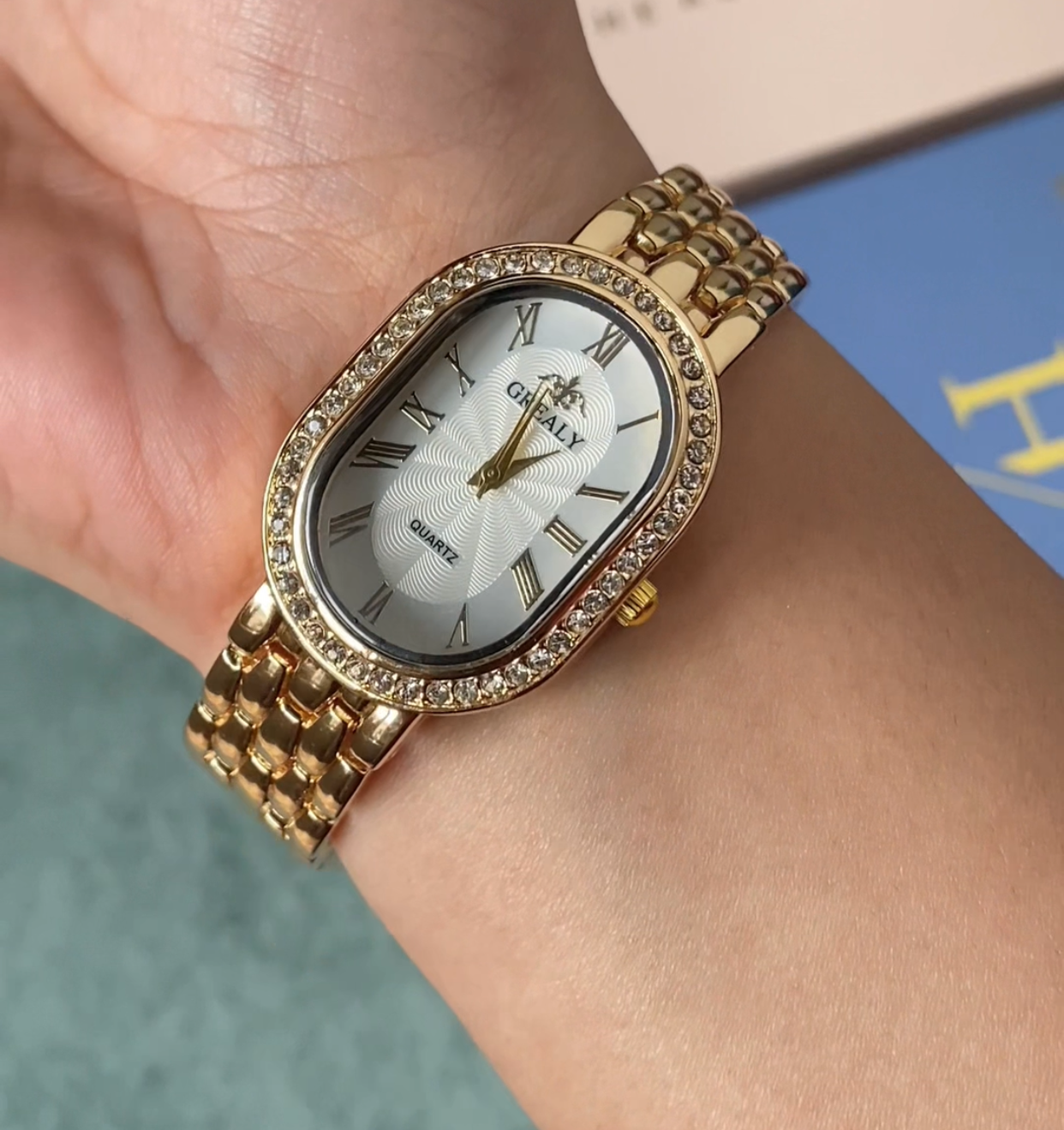 Luxe - Gold White